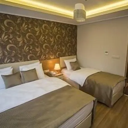 Park Square Hotel 3*
