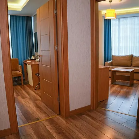Park Square Hotel